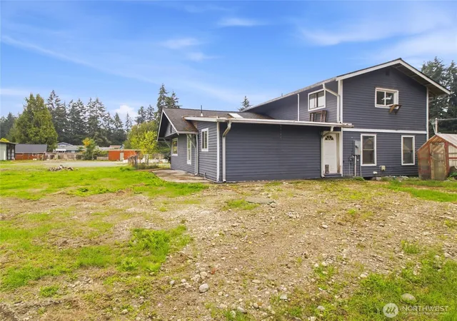 Photo 2 of Single family home for sale at 1123 Military Rd E, Tacoma, WA 98445 | MLS# NWM2589213 | Listing updated on 2026-10-09
