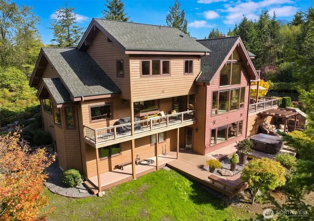 Photo 3 of Single family home for sale at 16307 Reserve Dr Se, North Bend, WA 98045 | MLS# NWM2589217 | Listing updated on 2026-10-02