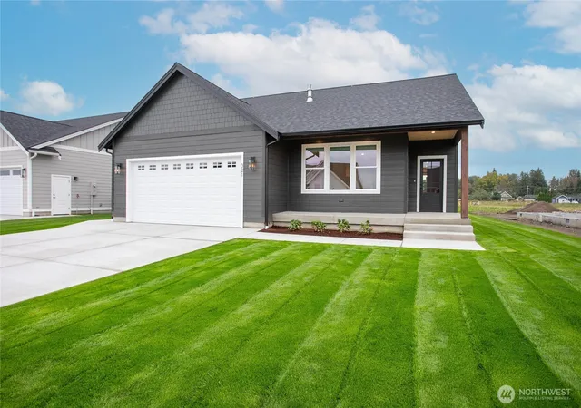 Photo 1 of Single family home for sale at 321 W 3rd Street, Everson, WA 98247 | MLS# NWM2589226 | Listing updated on 2026-10-23