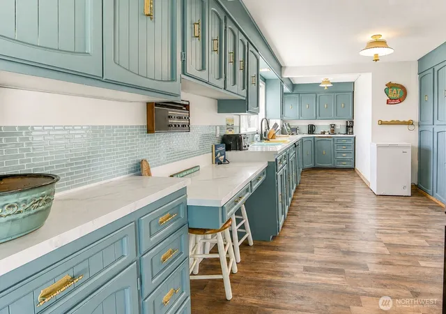 Photo 4 of Single family home for sale at 6 4th Street N, Pacific Beach, WA 98571 | MLS# NWM2589231 | Listing updated on 2026-10-01