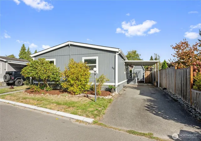 Photo 2 of Manufactured home for sale at 11500 Meridian Ave S #68, Everett, WA 98208 | MLS# NWM2589234 | Listing updated on 2026-10-02