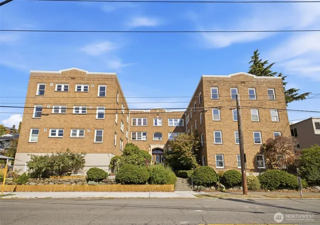 Photo 3 of Condo for sale at 220 W Olympic Pl #303, Seattle, WA 98119 | MLS# NWM2589235 | Listing updated on 2026-10-01