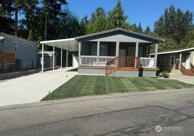 Photo 1 of Manufactured home for sale at 2101 S 324th Street #7, Federal Way, WA 98003 | MLS# NWM2589237 | Listing updated on 2026-09-30