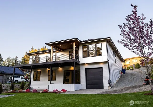 Photo 4 of Single family home for sale at 24026 Dolphin Ln, Mount Vernon, WA 98274 | MLS# NWM2589247 | Listing updated on 2026-10-01