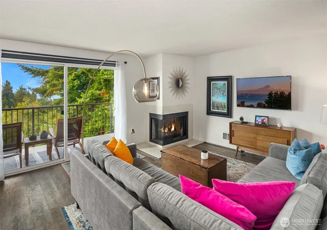 Photo 3 of Condo for sale at 11239 Greenwood Ave N #304, Seattle, WA 98133 | MLS# NWM2589252 | Listing updated on 2026-10-01
