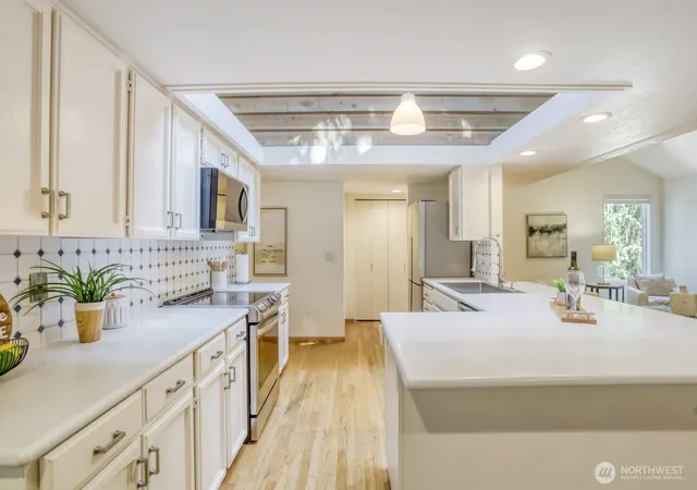 Photo 3 of Single family home for sale at 15301 Se 48th Drive, Bellevue, WA 98006 | MLS# NWM2589253 | Listing updated on 2026-10-01