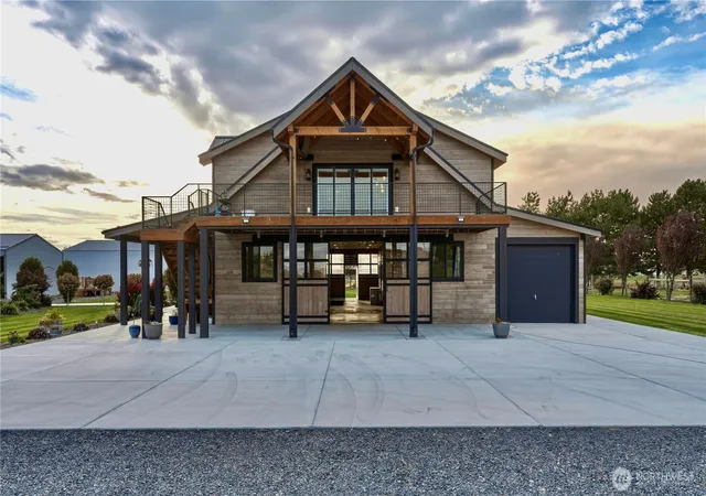 Single family home for sale at 98 Pearmain Ave, Walla Walla, WA 99362 | MLS# NWM2589264