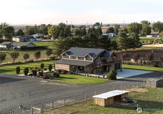 Photo 3 of Single family home for sale at 98 Pearmain Ave, Walla Walla, WA 99362 | MLS# NWM2589264 | Listing updated on 2026-10-02