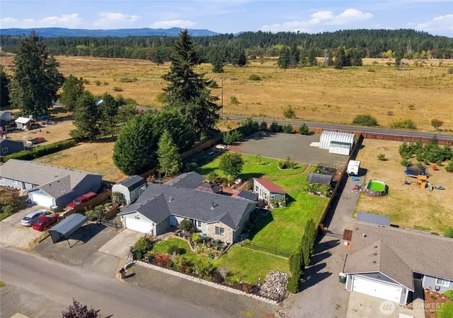 Photo 2 of Single family home for sale at 5922 184th Lane Sw, Rochester, WA 98579 | MLS# NWM2589270 | Listing updated on 2026-10-02