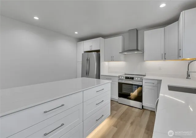 Photo 4 of Single family home for sale at 3235 S 187th Street, Sea Tac, WA 98188 | MLS# NWM2589272 | Listing updated on 2026-10-02