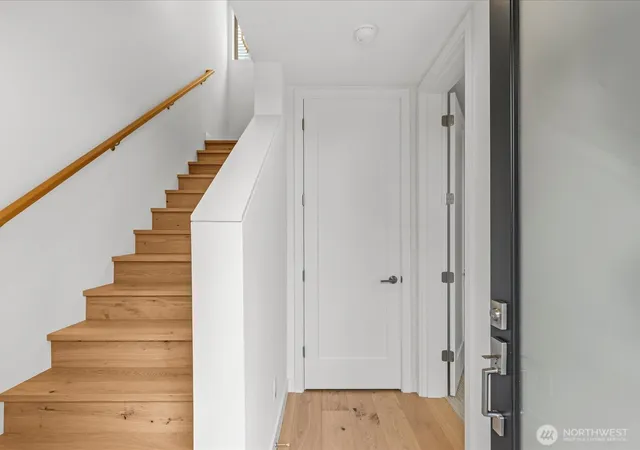 Photo 3 of Single family home for sale at 307 NW 52nd Street #B, Seattle, WA 98107 | MLS# NWM2589273 | Listing updated on 2026-10-01