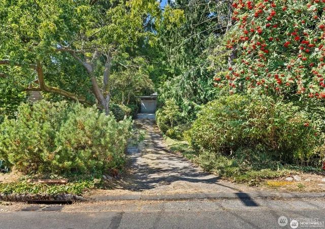 Photo 1 of Single family home for sale at 9525 7th Avenue NW, Seattle, WA 98117 | MLS# NWM2589281 | Listing updated on 2026-10-01