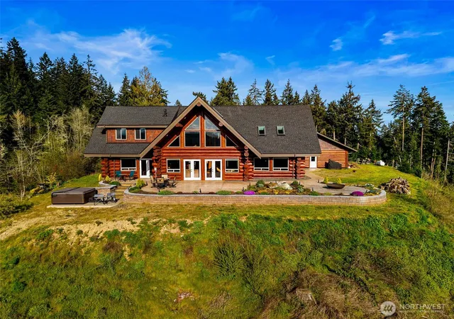 Photo 3 of Single family home for sale at 3221 Teal Lake Rd, Port Ludlow, WA 98365 | MLS# NWM2589286 | Listing updated on 2026-10-02