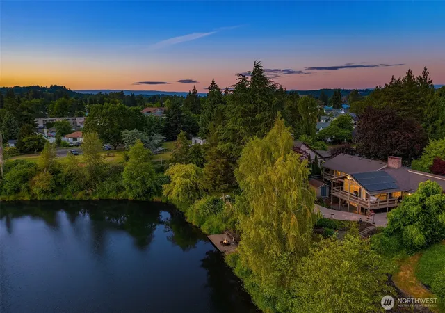 Photo 3 of Single family home for sale at 405 Lakeshore Dr, Centralia, WA 98531 | MLS# NWM2589288 | Listing updated on 2026-10-01