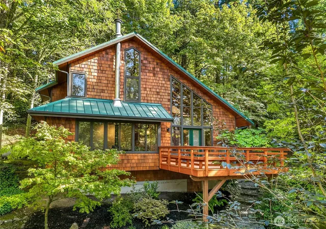 Photo 1 of Single family home for sale at 4140 Lytle Rd Ne, Bainbridge Island, WA 98110 | MLS# NWM2589290 | Listing updated on 2026-10-01