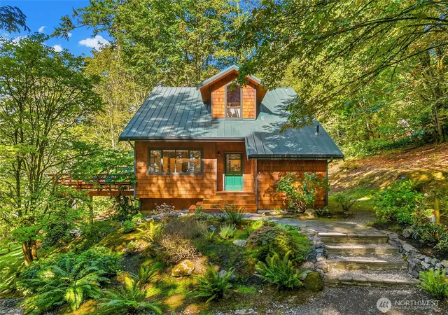 Photo 2 of Single family home for sale at 4140 Lytle Rd Ne, Bainbridge Island, WA 98110 | MLS# NWM2589290 | Listing updated on 2026-10-01