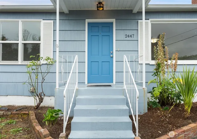 Photo 2 of Single family home for sale at 2447 N Wycoff Ave, Bremerton, WA 98312 | MLS# NWM2589298 | Listing updated on 2026-10-01