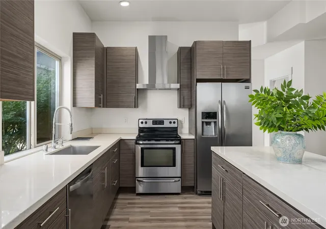 Photo 3 of Single family home for sale at 647 S 150th Street, Burien, WA 98148 | MLS# NWM2589306 | Listing updated on 2026-10-01