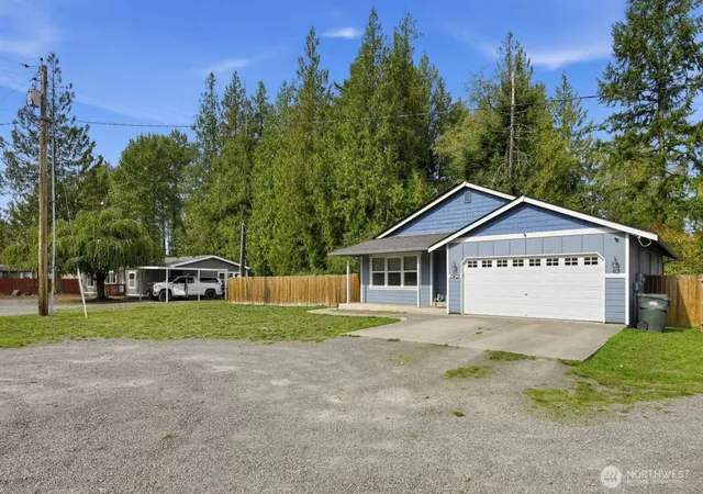 Photo 2 of Single family home for sale at 17403 79th Avenue E, Puyallup, WA 98375 | MLS# NWM2589311 | Listing updated on 2026-10-06