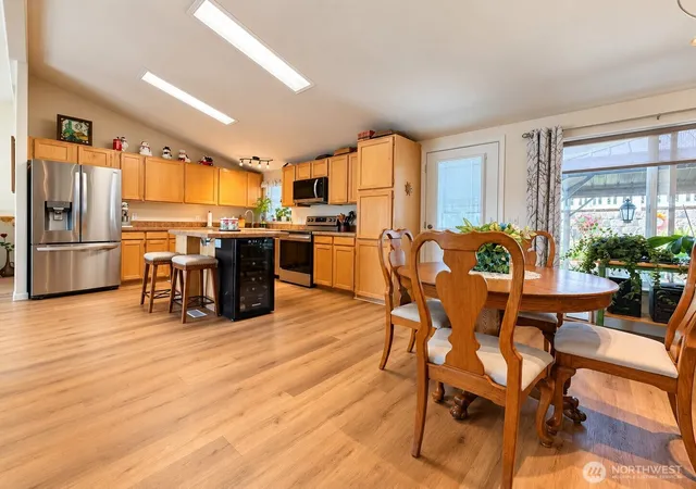 Photo 3 of Manufactured home for sale at 1206 Marble St, Wenatchee, WA 98801 | MLS# NWM2589313 | Listing updated on 2026-10-02