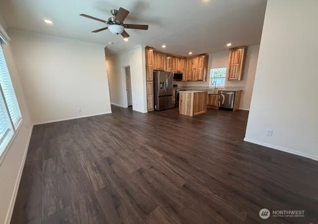 Photo 2 of Manufactured home for sale at 2101 S 324th Street #19, Federal Way, WA 98003 | MLS# NWM2589315 | Listing updated on 2026-09-30