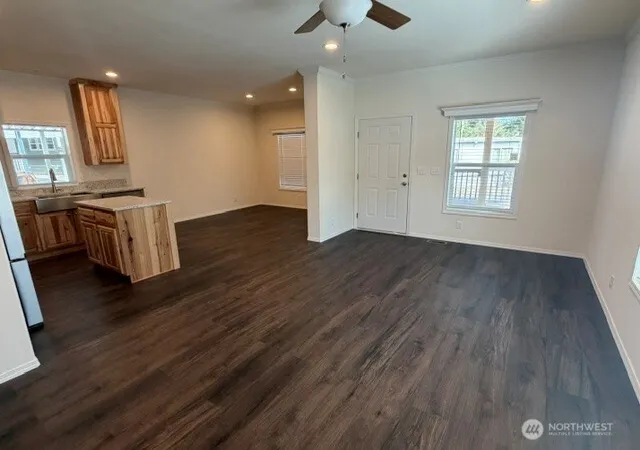 Photo 3 of Manufactured home for sale at 2101 S 324th Street #19, Federal Way, WA 98003 | MLS# NWM2589315 | Listing updated on 2026-09-30