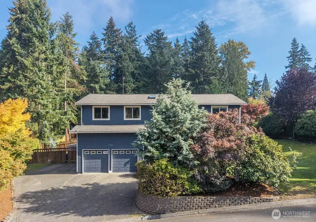 Photo 2 of Single family home for sale at 29336 13th Avenue S, Federal Way, WA 98003 | MLS# NWM2589327 | Listing updated on 2026-10-10