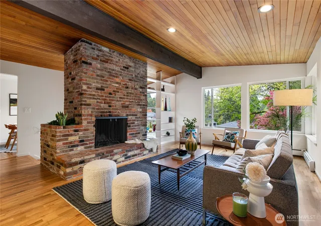 Photo 4 of Single family home for sale at 9043 Matthews Ave NE, Seattle, WA 98115 | MLS# NWM2589334 | Listing updated on 2026-10-08