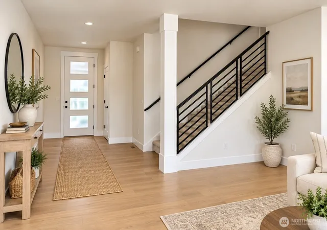 Photo 3 of Single family home for sale at 726 Covington Ave, Snohomish, WA 98290 | MLS# NWM2589340 | Listing updated on 2026-10-02