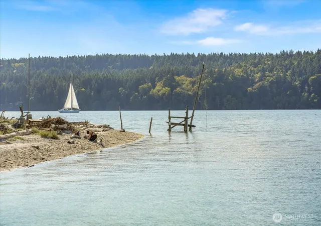 Photo 3 of Single family home for sale at 27730 Manzanita Beach Sw, Vashon, WA 98070 | MLS# NWM2589353 | Listing updated on 2026-10-16