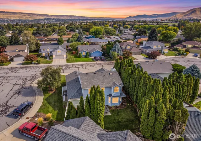 Photo 1 of Single family home for sale at 710 Kriewald Ct, Wenatchee, WA 98801 | MLS# NWM2589356 | Listing updated on 2026-10-01