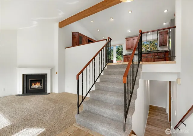 Photo 2 of Single family home for sale at 1709 2nd Street NE, Auburn, WA 98002 | MLS# NWM2589360 | Listing updated on 2026-10-07