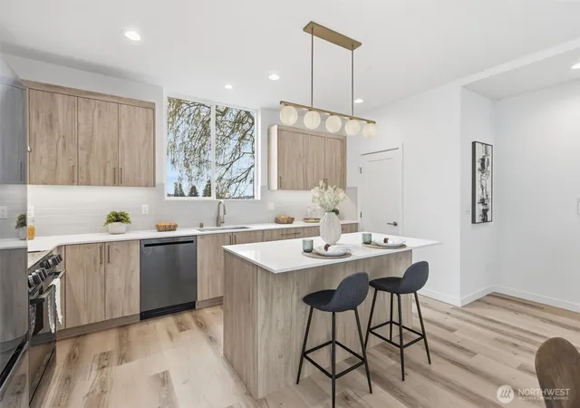 Photo 4 of Townhouse for sale at 811 NW 63rd Street #A, Seattle, WA 98107 | MLS# NWM2589365 | Listing updated on 2026-10-09