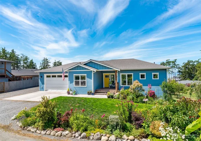 Photo 1 of Single family home for sale at 1325 Great Horned Owl Ln, Oak Harbor, WA 98277 | MLS# NWM2589367 | Listing updated on 2026-10-01