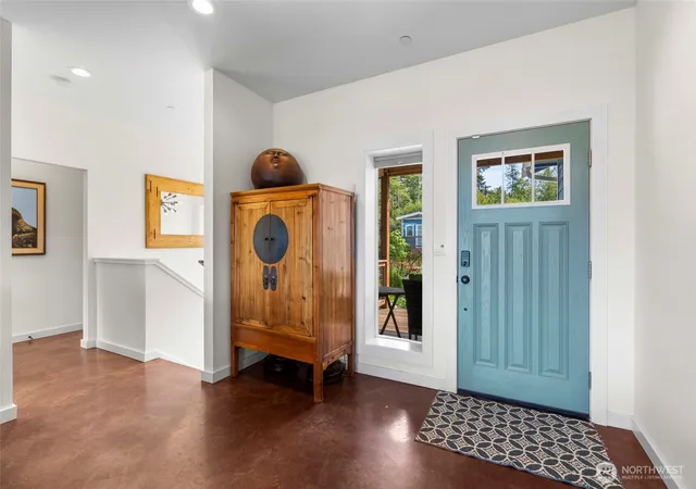 Photo 3 of Single family home for sale at 1325 Great Horned Owl Ln, Oak Harbor, WA 98277 | MLS# NWM2589367 | Listing updated on 2026-10-01