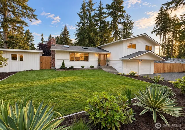 Photo 2 of Single family home for sale at 3907 56th Street Ct Nw, Gig Harbor, WA 98335 | MLS# NWM2589370 | Listing updated on 2026-10-02