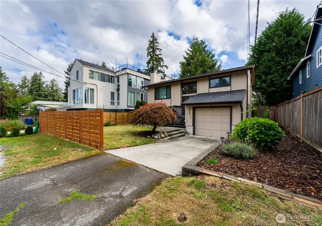Photo 2 of Single family home for sale at 14322 Wallingford Ave N, Seattle, WA 98133 | MLS# NWM2589380 | Listing updated on 2026-10-01