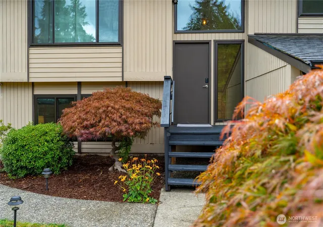 Photo 4 of Single family home for sale at 14322 Wallingford Ave N, Seattle, WA 98133 | MLS# NWM2589380 | Listing updated on 2026-10-01