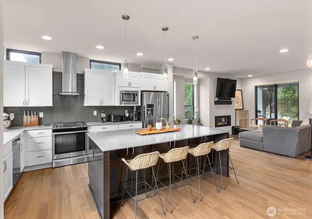 Townhouse for sale at 12873 SE 75th Road, Newcastle, WA 98056 | MLS# NWM2589382