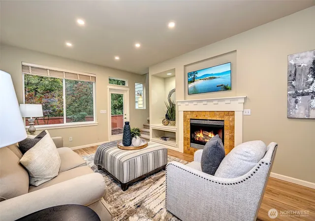 Photo 3 of Single family home for sale at 8319 233rd Place NE, Redmond, WA 98053 | MLS# NWM2589403 | Listing updated on 2026-10-02