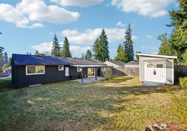 Photo 4 of Single family home for sale at 30628 2nd Avenue SW, Federal Way, WA 98023 | MLS# NWM2589405 | Listing updated on 2026-10-12