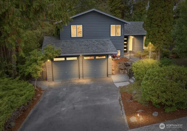 Photo 3 of Single family home for sale at 4027 182nd Place SW, Lynnwood, WA 98037 | MLS# NWM2589412 | Listing updated on 2026-10-02