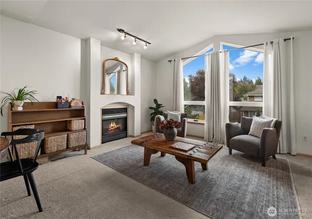 Photo 4 of Single family home for sale at 21828 SE 236th Place, Maple Valley, WA 98038 | MLS# NWM2589417 | Listing updated on 2026-10-06