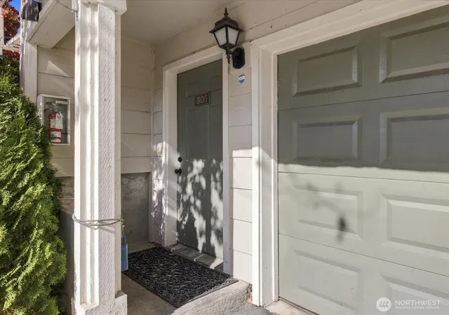 Photo 3 of Townhouse for sale at 3116 164th Street SW #805, Lynnwood, WA 98087 | MLS# NWM2589425 | Listing updated on 2026-10-10
