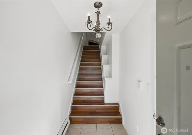 Photo 4 of Townhouse for sale at 3116 164th Street SW #805, Lynnwood, WA 98087 | MLS# NWM2589425 | Listing updated on 2026-10-10