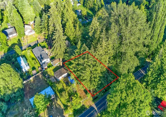 Photo 4 of Single family home for sale at 2020 Province Rd, Point Roberts, WA 98281 | MLS# NWM2589431 | Listing updated on 2026-10-01