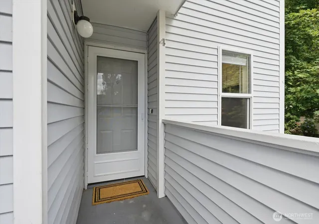 Photo 2 of Condo for sale at 7019 210th Street Sw #4, Lynnwood, WA 98036 | MLS# NWM2589440 | Listing updated on 2026-10-02