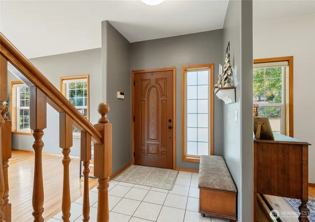 Photo 3 of Single family home for sale at 106 Owl Crk Ct, Kelso, WA 98626 | MLS# NWM2589441 | Listing updated on 2026-10-01