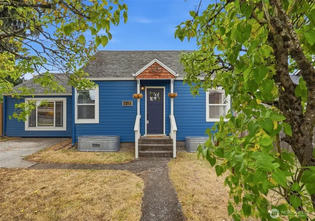 Photo 1 of Single family home for sale at 3316 Y St, Vancouver, WA 98663 | MLS# NWM2589444 | Listing updated on 2026-10-01