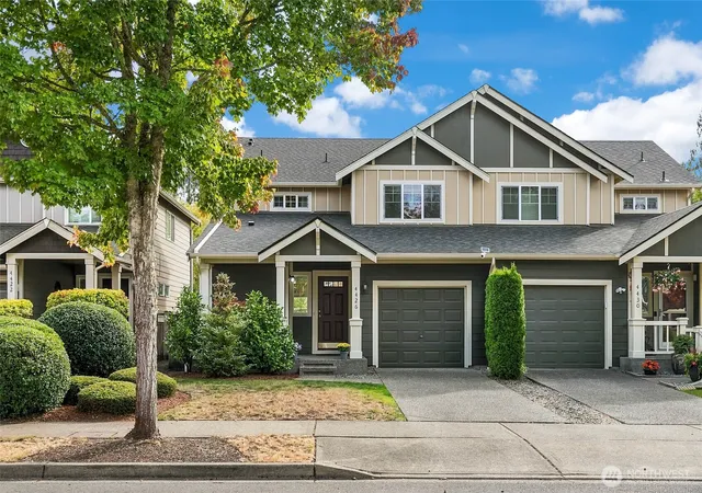 Photo 2 of Townhouse for sale at 4426 Roxanna Loop Se, Lacey, WA 98503 | MLS# NWM2589447 | Listing updated on 2026-10-02